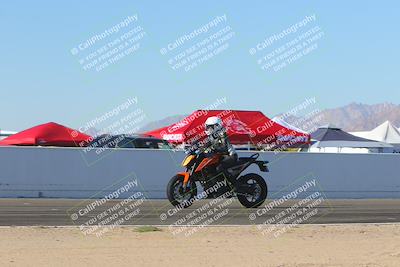 media/Nov-06-2023-Moto Forza (Mon) [[ce023d0744]]/4-Beginner Group/Session 4 (Finish Line Checker)/